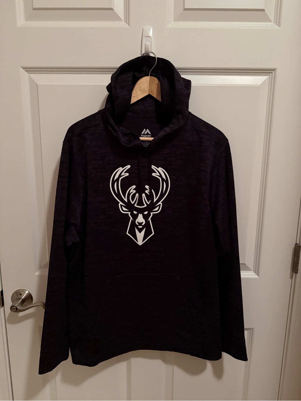 Majestic Milwaukee Bucks Men's Small Hoodie Sweatshirt Black Gray Heathered EUC